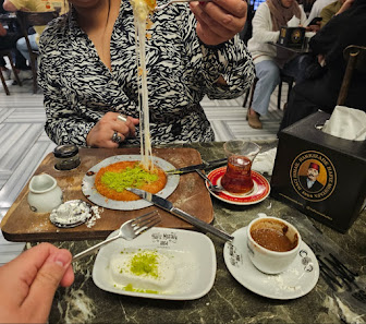 Hafız Mustafa 1864 Pera thumb 5